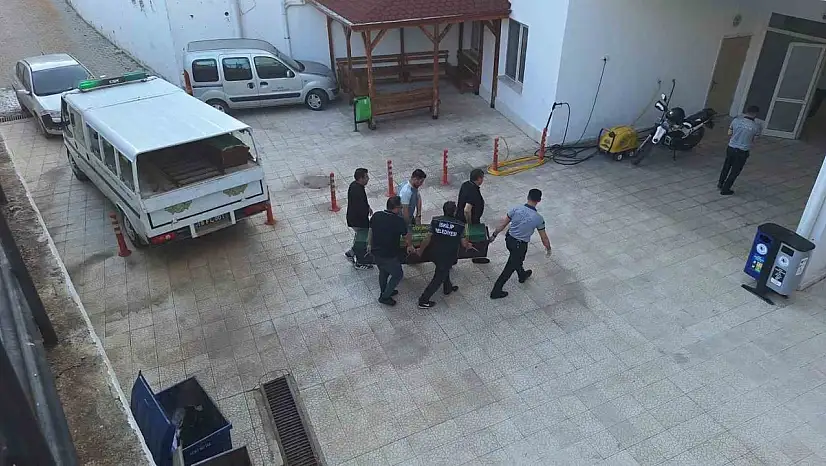 Çorum'da kamyonla çarpışan motosikletin sürücüsü hayatını kaybetti