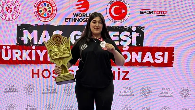 Devrekani'li Milli Sporcu Sıla Nur Aliustaoğlu Türkiye İkincisi Oldu