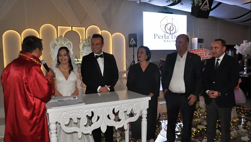 Eda İle Abdullah Burak Evlendi