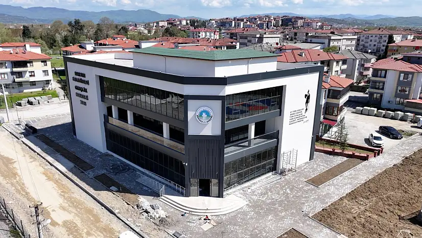 Gençlik Merkezi'nde Çalışmalar Hızla Devam Ediyor