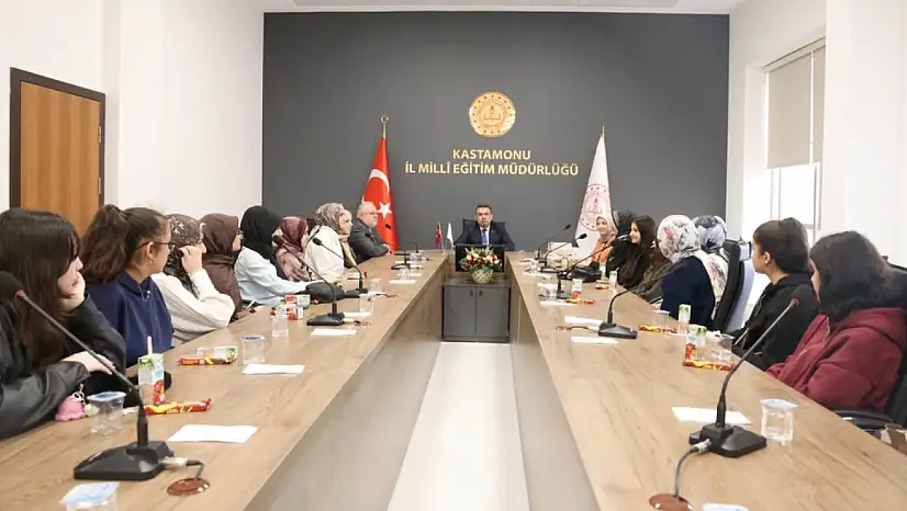 Isparta'dan Gelen Öğrenci Ve Öğretmenlerden Hasan Gümüş'e Ziyaret