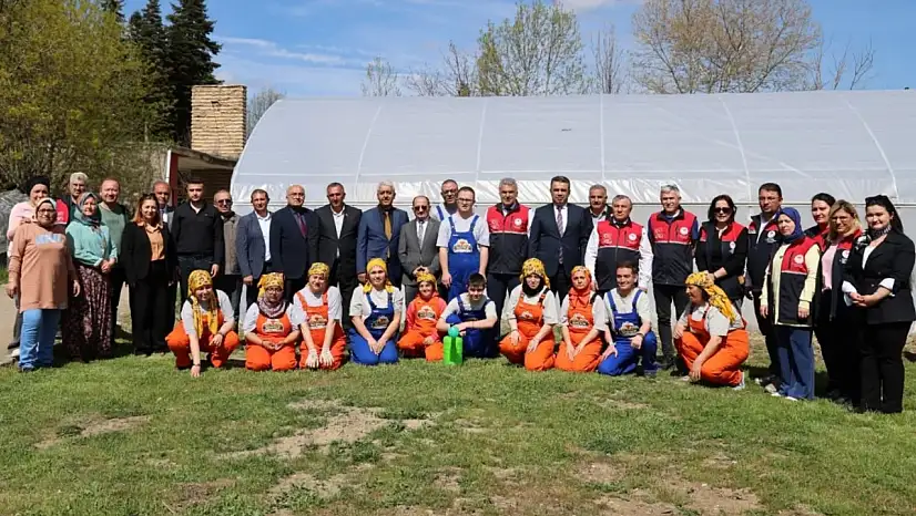 Kastamonu'da 'Özel Yürekler Üreten Eller' Projesinde Fide Dikimi Yapıldı