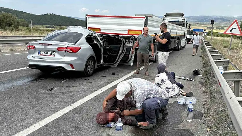 Kemikli Rampaları'nda feci kaza: 1 ölü, 8 yaralı