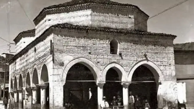 Tarihi Şadırvandan Akan Suyun Hikayesi İlgi Çekiyor