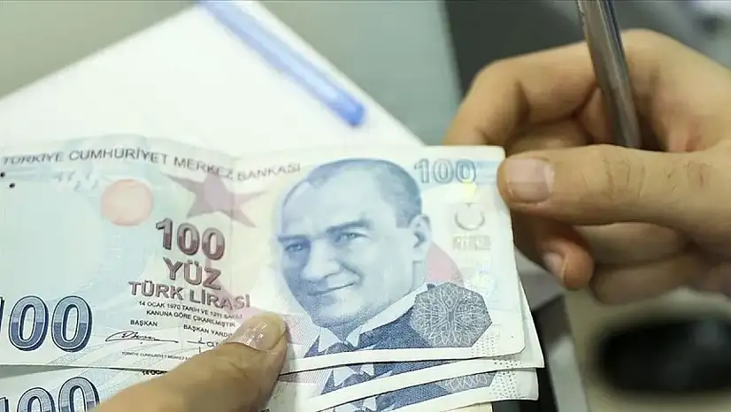 Üniversite Öğrencilerine Burs Desteği