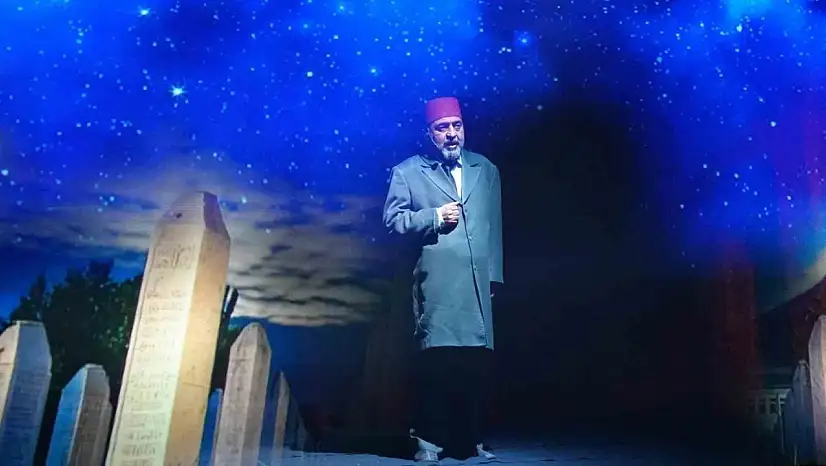 Ünlü Tiyatro Sanatçısı Ahmet Yenilmez KBÜ'de Sahne Aldı