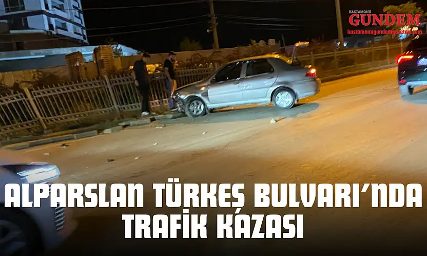 Alparslan Türkeş Bulvarı'nda Trafik Kazası
