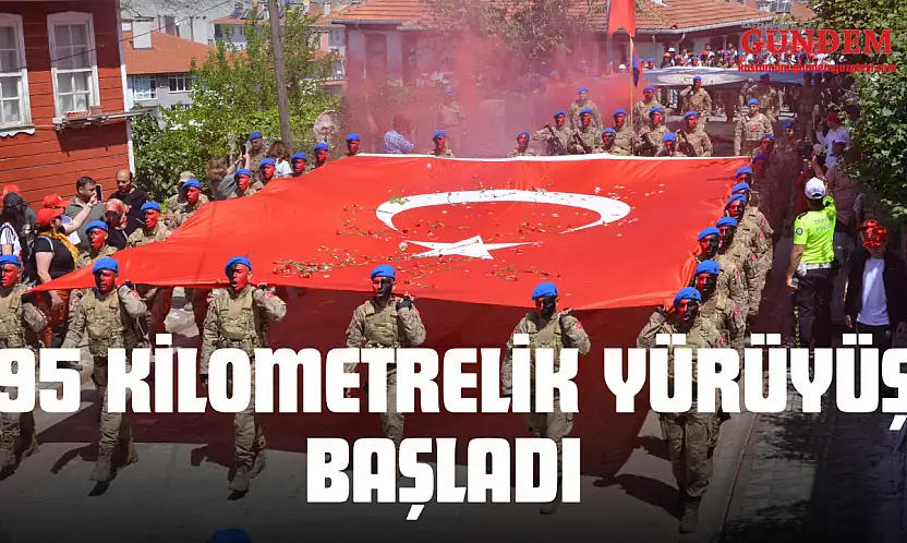 Atatürk Ve İstiklal Yolu Yürüyüşü Başladı