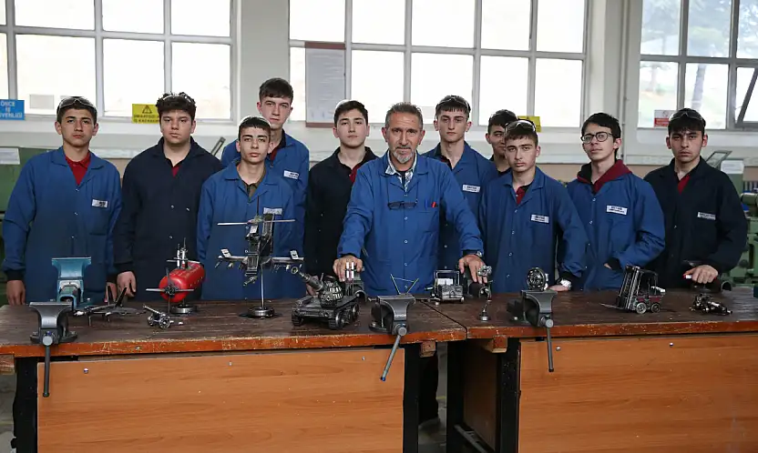 Atık Metaller Sanata Dönüşüyor