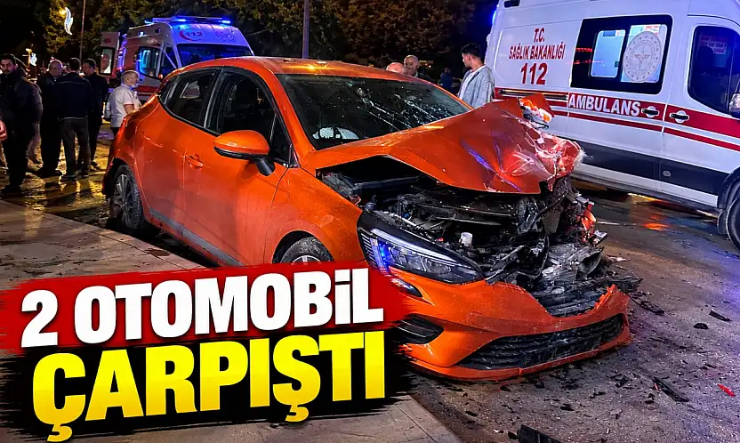 iki Otomobil Çarpıştı!