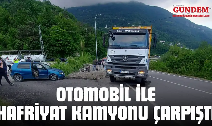 İnebolu'da Otomobil İle Hafriyat Kamyonu Çarpıştı
