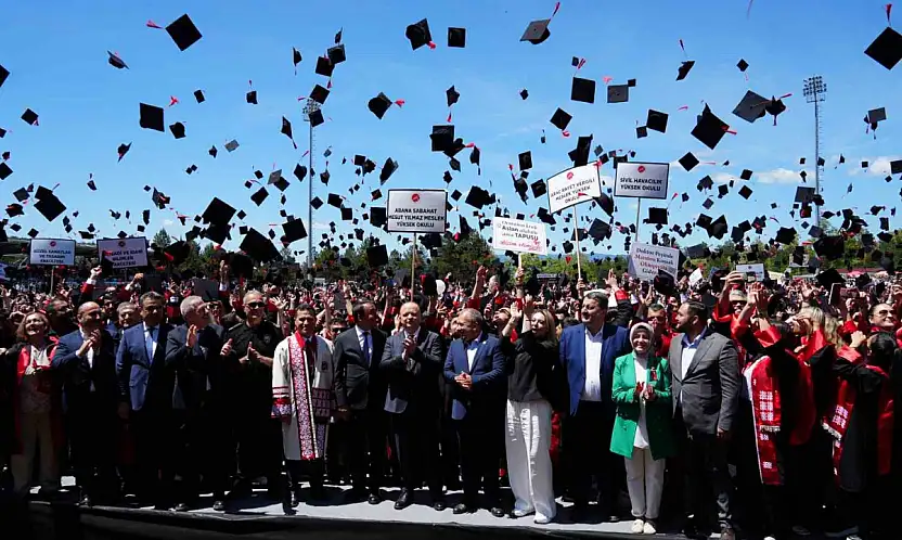 4 Binden Fazla Öğrenci Mezuniyet Coşkusu Yaşadı