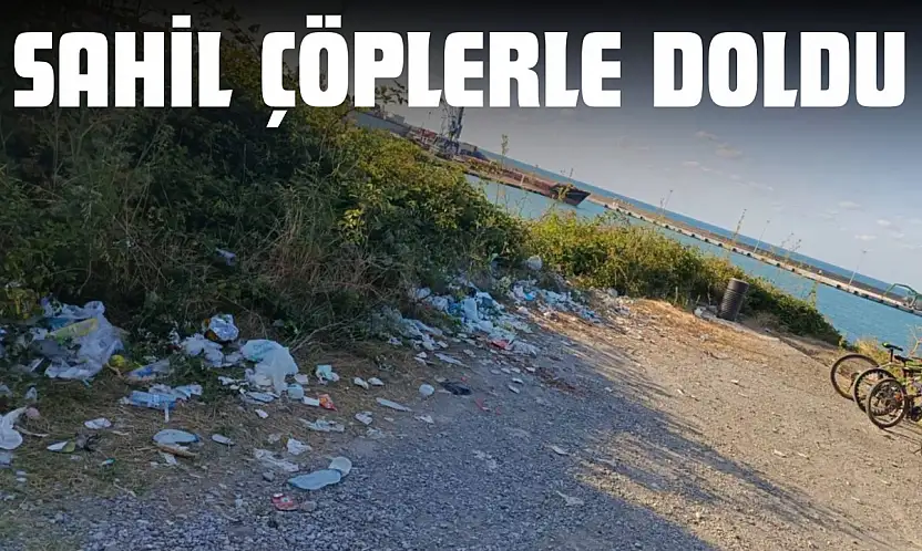 Sahil Çöplerle Doldu
