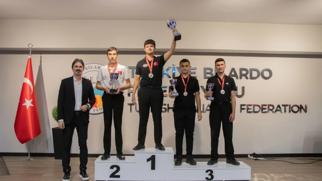 2025 3 Bant Bilardo Türkiye Şampiyonası 2. Etap Ödül Töreni Yapıldı