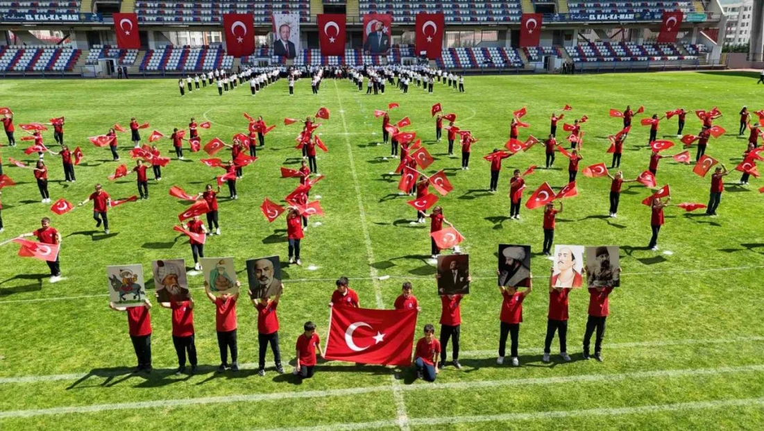 Öğrencilerin Gösterileri Büyük Beğeni Topladı