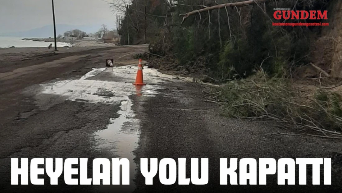 Çatalzeytin’de Heyelan Yolu Kapattı
