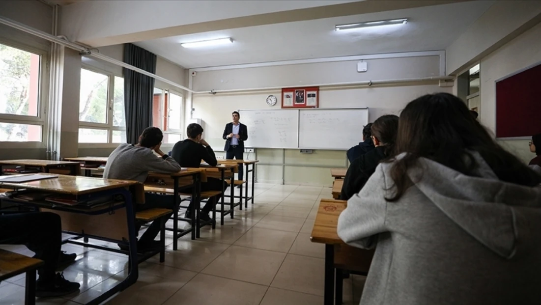Öğretmen Alımı İçin Başvurular Sona Eriyor