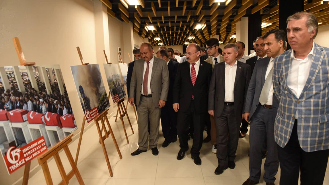 '15 Temmuz'u hiçbir şekilde unutmamız gerekiyor '