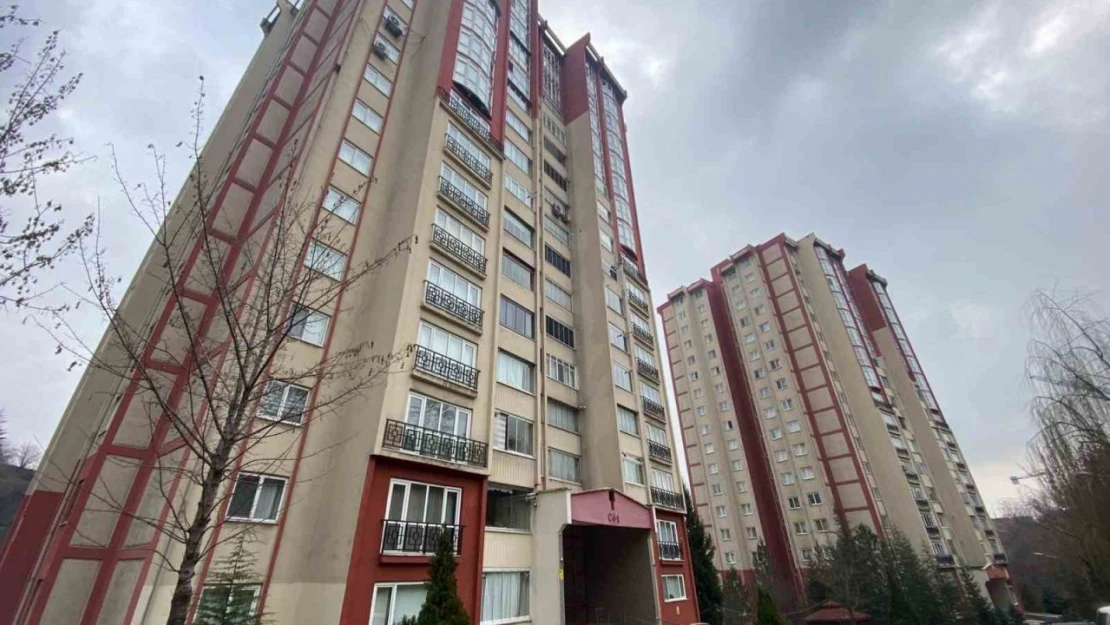 10. Kattan Düşen Kız Çocuğu Hayatını Kaybetti