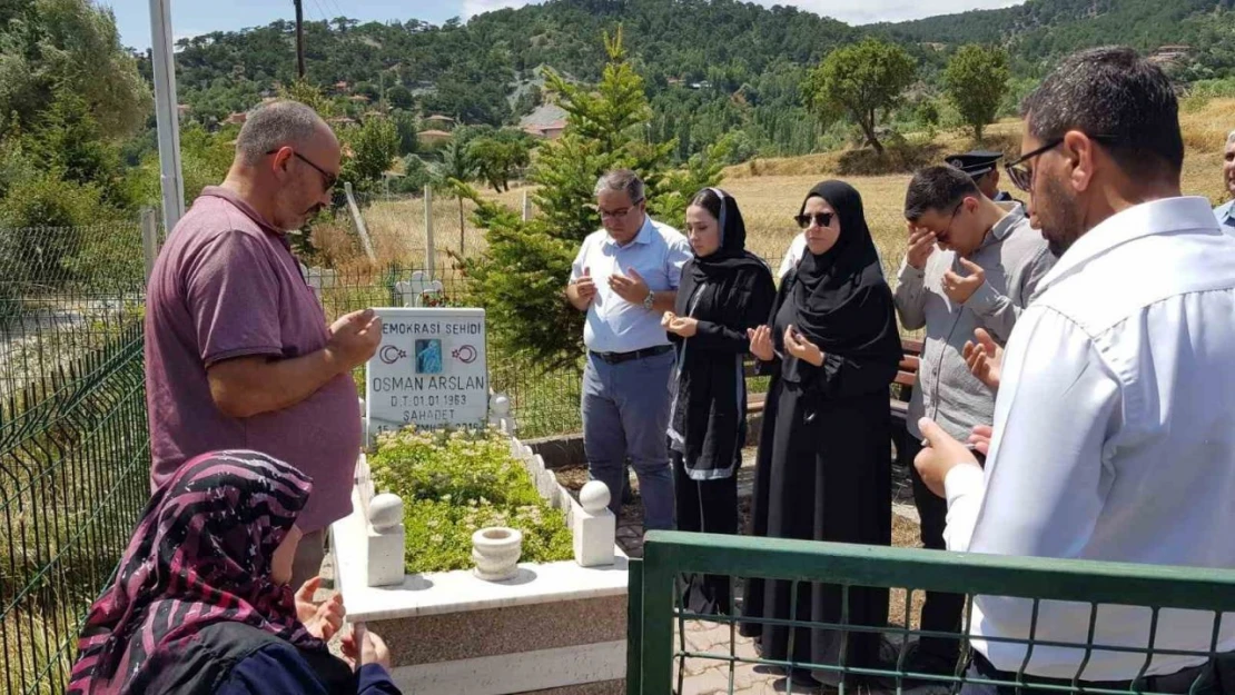 15 Temmuz Şehidi Kabri Başında Anıldı