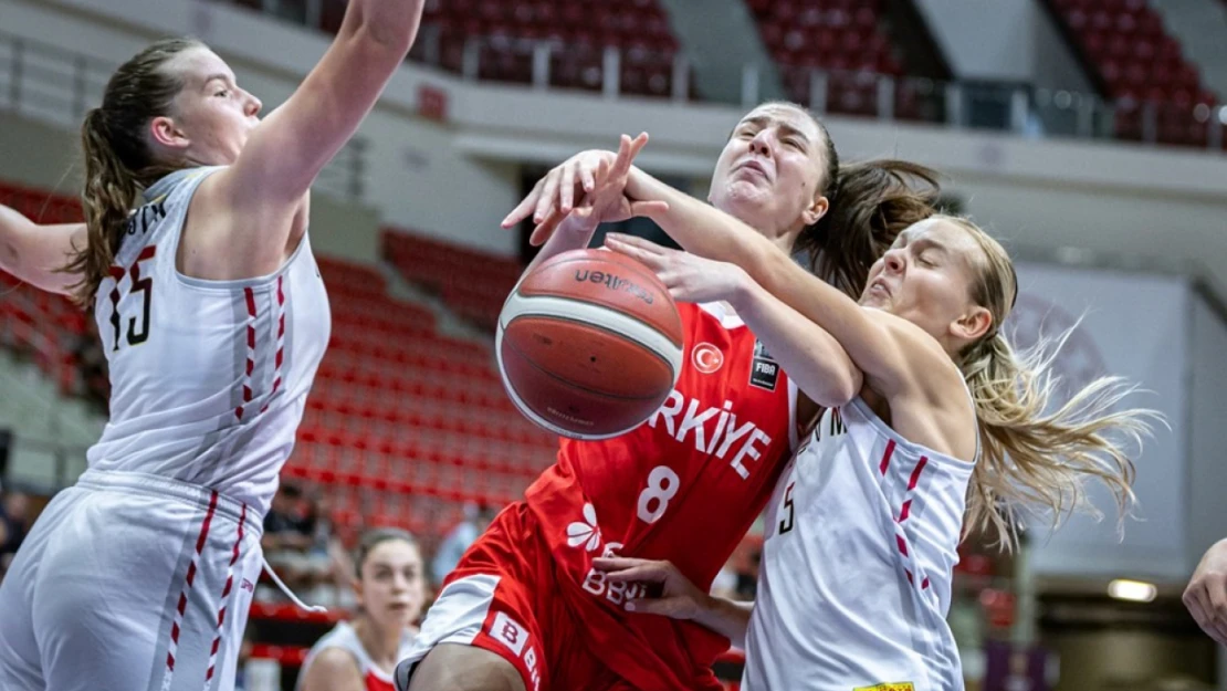 18 Yaş Altı Kız Basketbol Milli Takımı çeyrek finalde