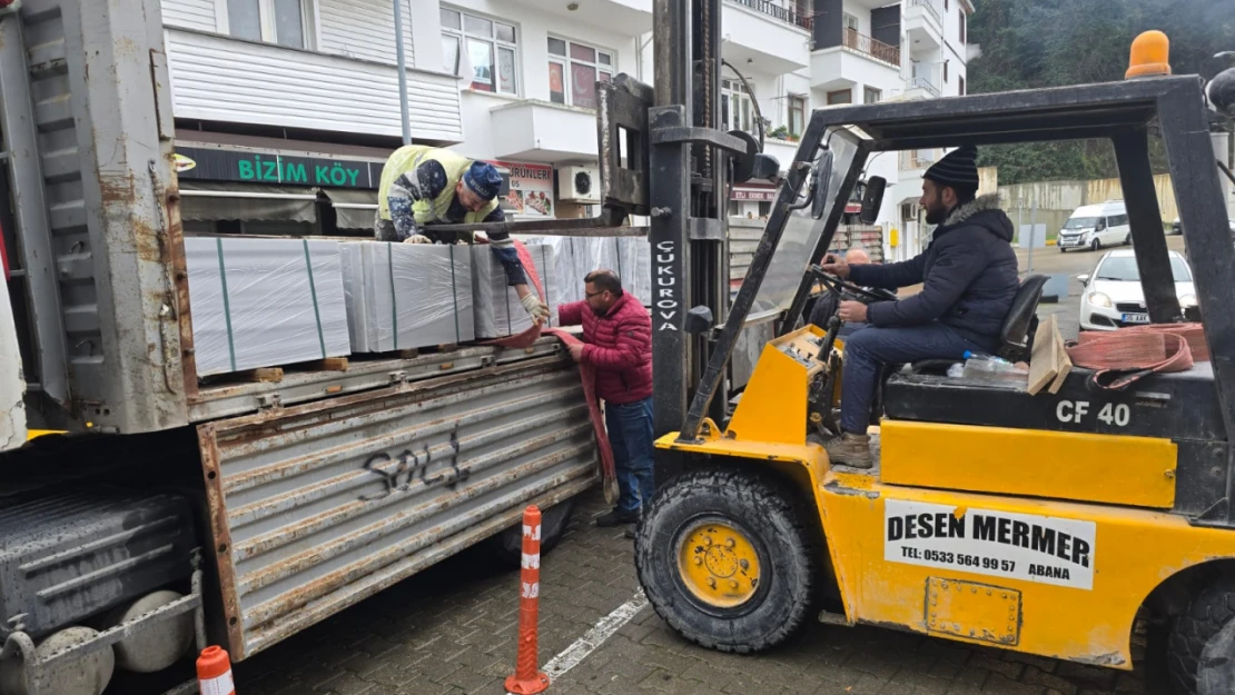 Abana Halk Pazarı Yenileniyor