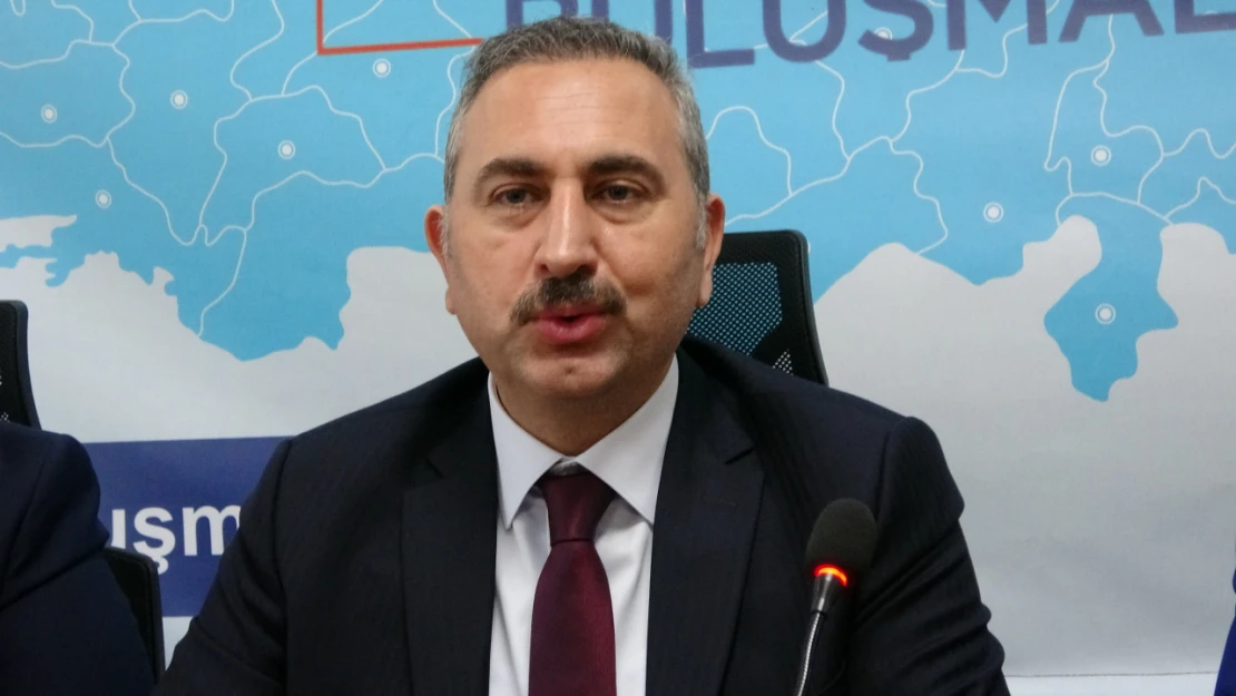 Abdulhamit Gül: 'Türkiye'nin sivil bir anayasaya ihtiyacı vardır'