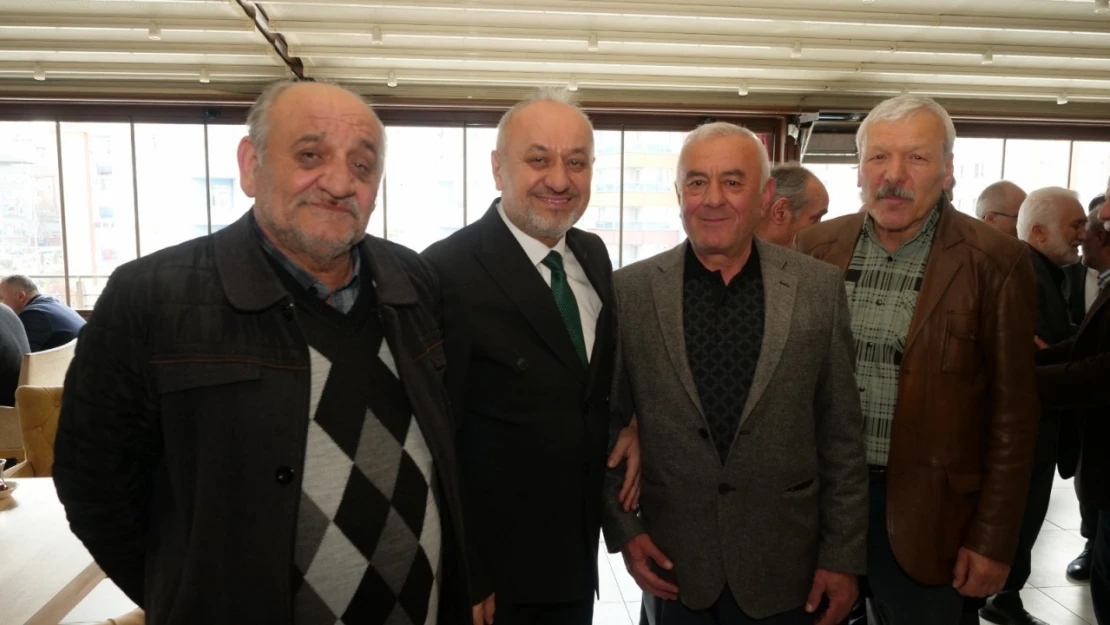 AK Parti Belediye Başkan Adayı Tahsin Babaş: 'Emeklilerimizi Asla Yalnız Bırakmayacağız'