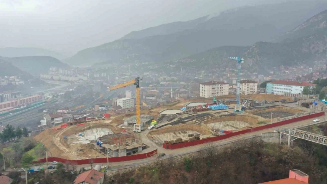 AK Parti Heyeti Sahalarda İncelemelerini Sürdürüyor