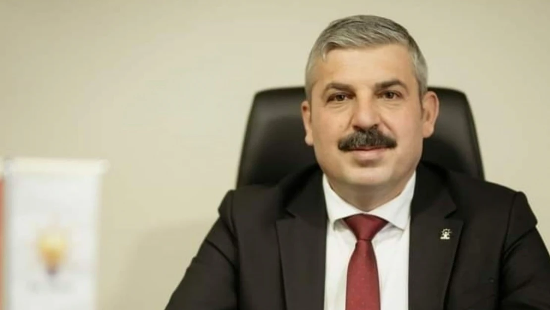 Ak Parti İl Başkanı Ünlü: 'Cumhuriyetimiz bize şanlı ecdadımızın emanetidir'