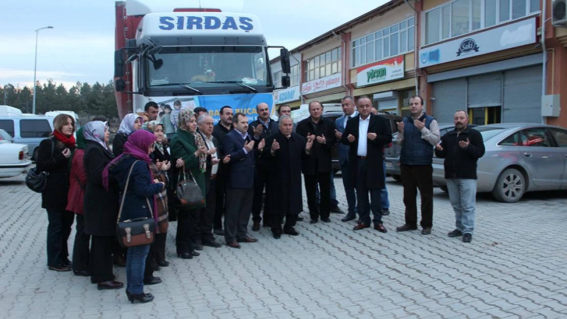 AK Parti'den Bayırbucak Türkmenlerine yardım