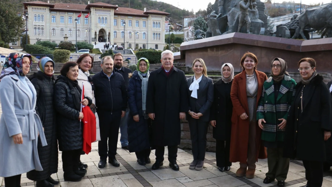 Akbaşoğlu: 'Gazze'de Büyük Bir Katliam Var'