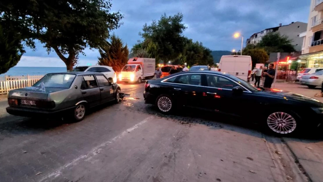 Alkollü çıktığı yolda lüks otomobile çarptı