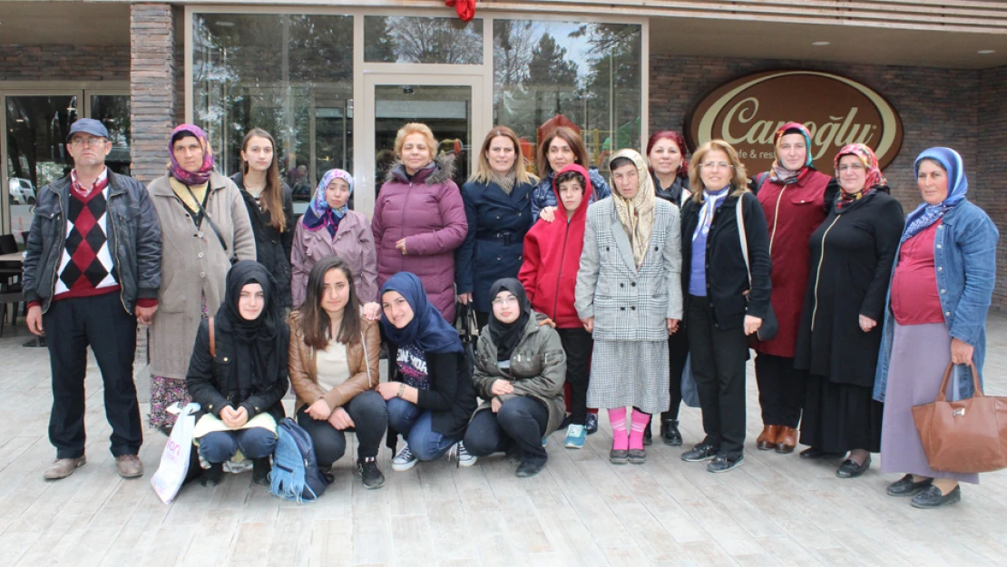 Annelerden, çocuk evliliklerine savaş!