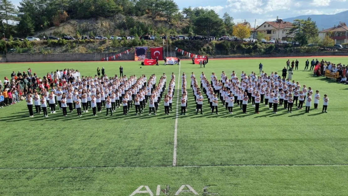 Araç'ta 100'üncü Yıl coşkusu