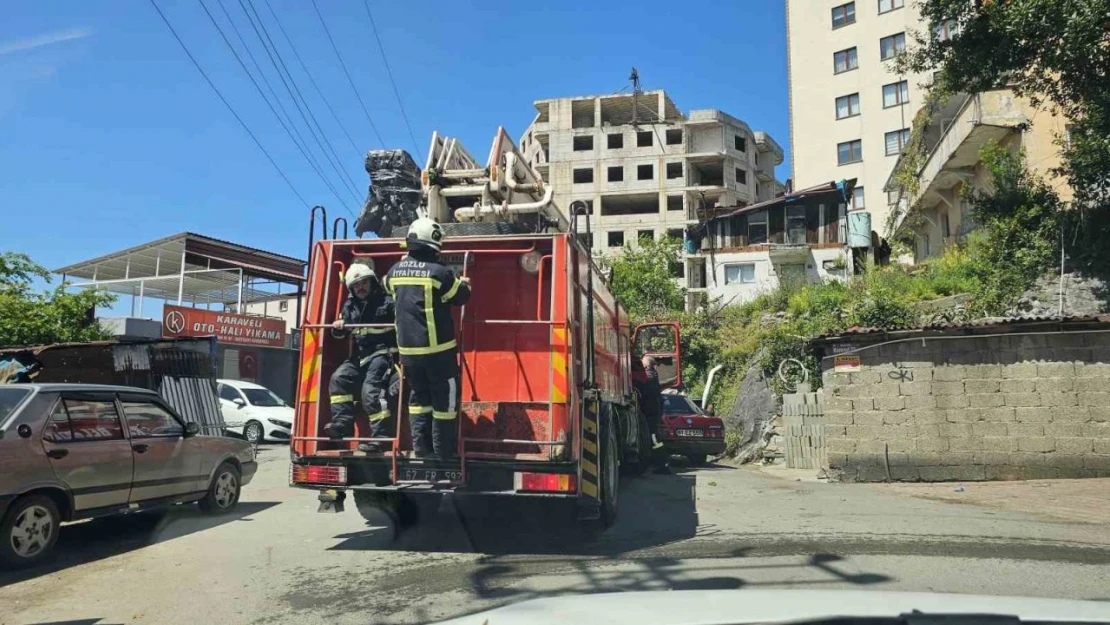 Aspiratörden Çıkan Yangın Paniğe Neden Oldu