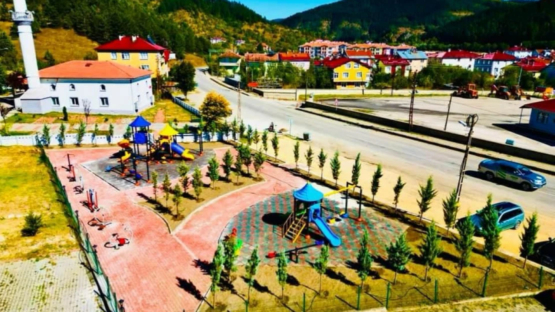 Azdavay'da yeni çocuk parkı hizmete girdi