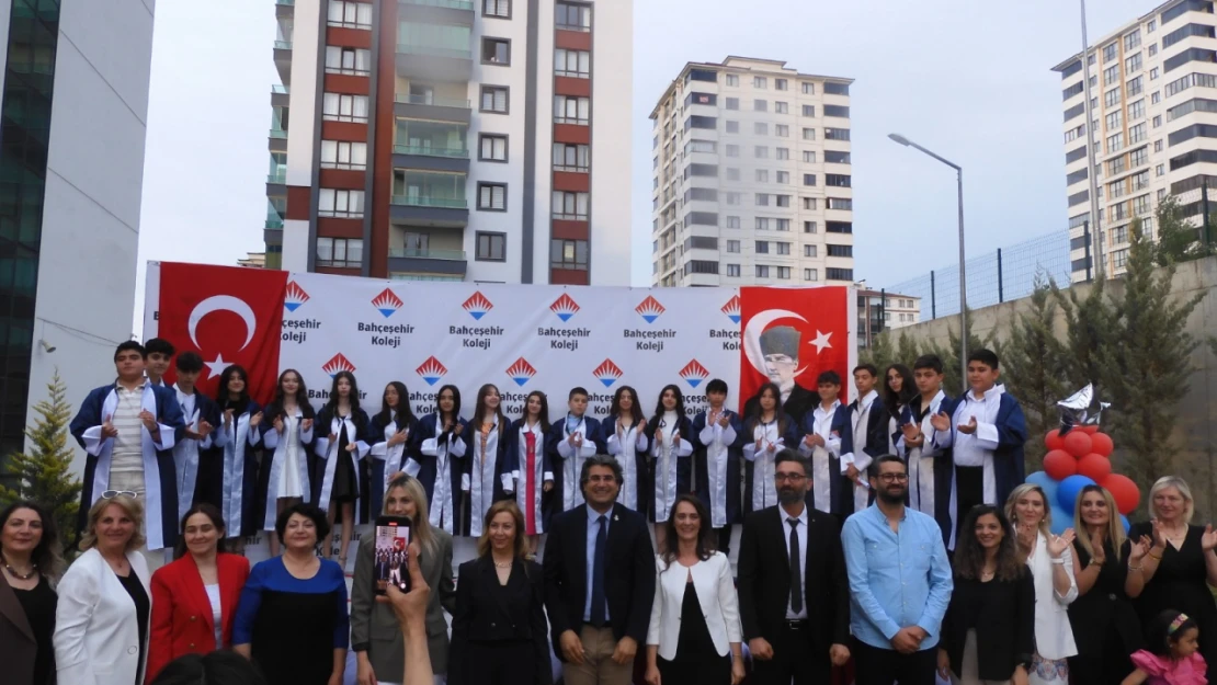 Bahçeşehir'den Harika Tören