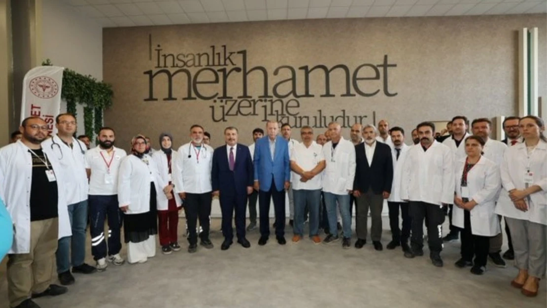 Bakan Koca: 'İnsanlık ve merhamette öndeyiz'