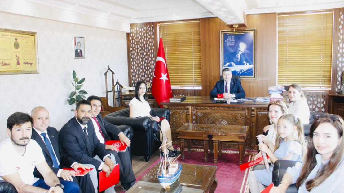 Başarılı Öğretmenler Ve Okul Müdürleri Ağırlandı