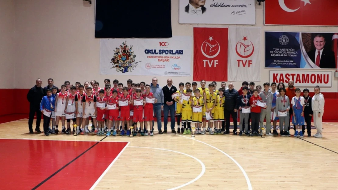 Basketbolda Vali Aydın Farkı! Şampiyon Oldular