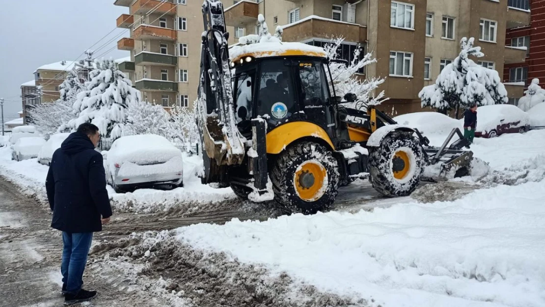 Belediye Başkanı Yalçınkaya Çalışmaları İnceledi