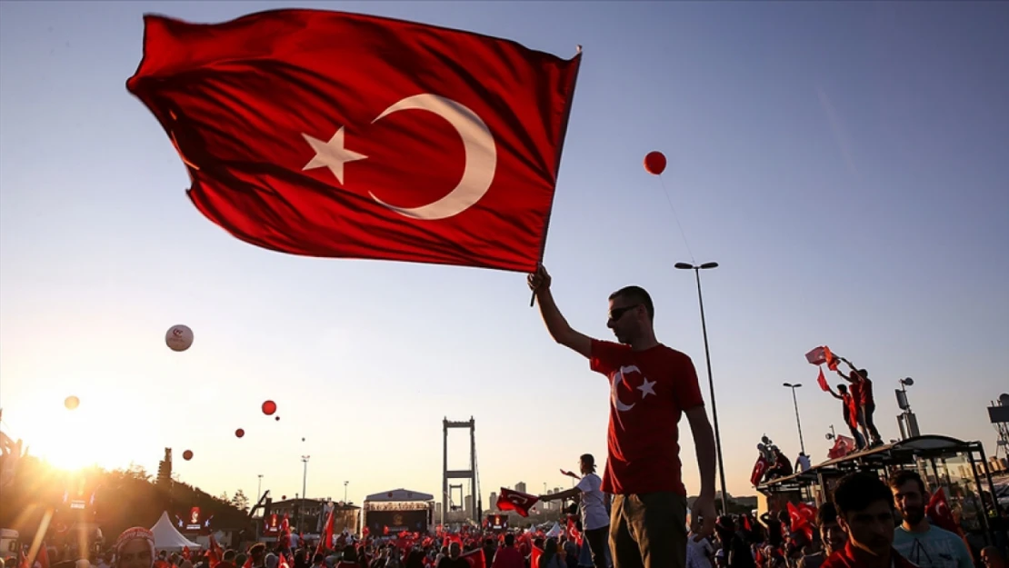 Belediye Başkanı Yalçınkaya: 'Egemenlik Kayıtsız Şartsız Milletindir'