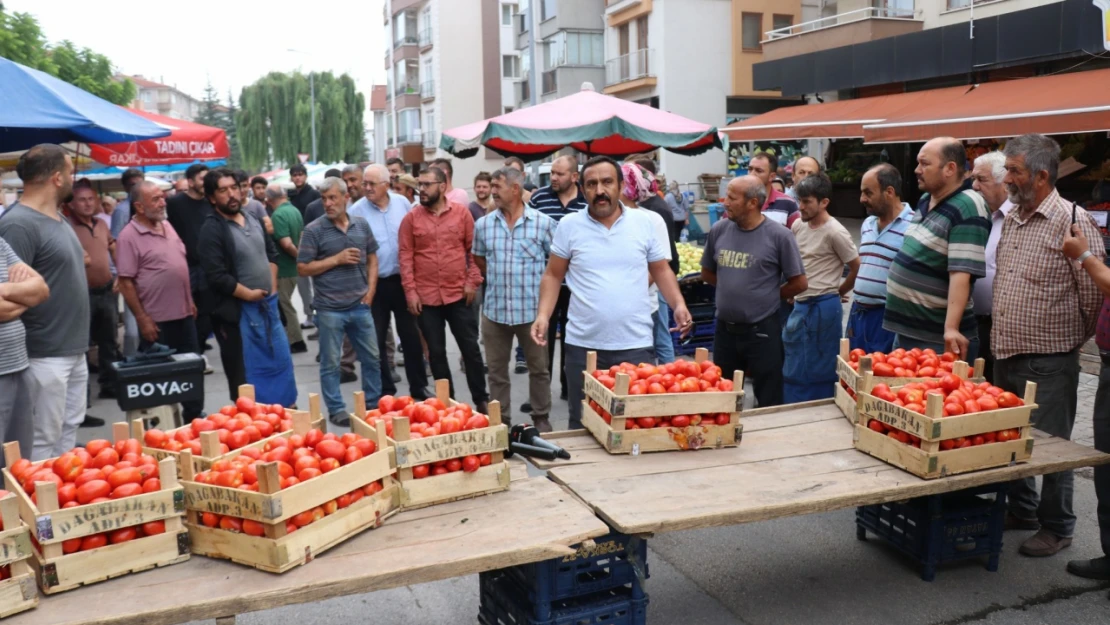 Bolu'da pazarcı esnafından tepki