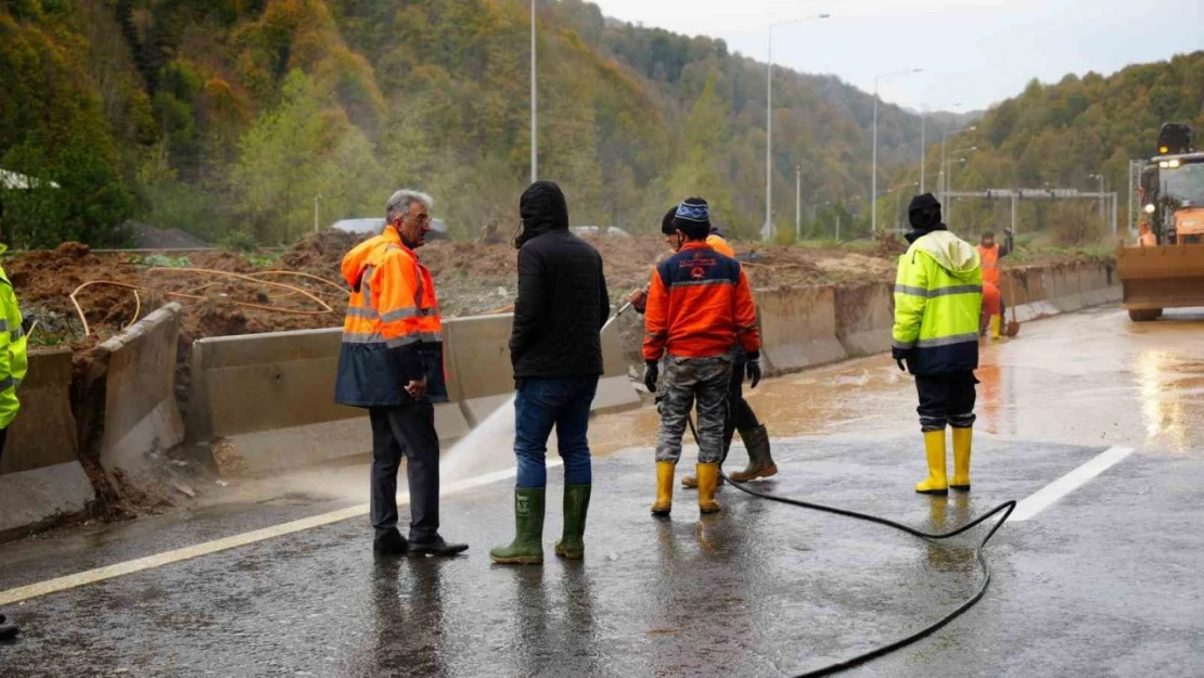 Bolu Dağı Tüneli İstanbul İstikameti Trafiğe Açıldı