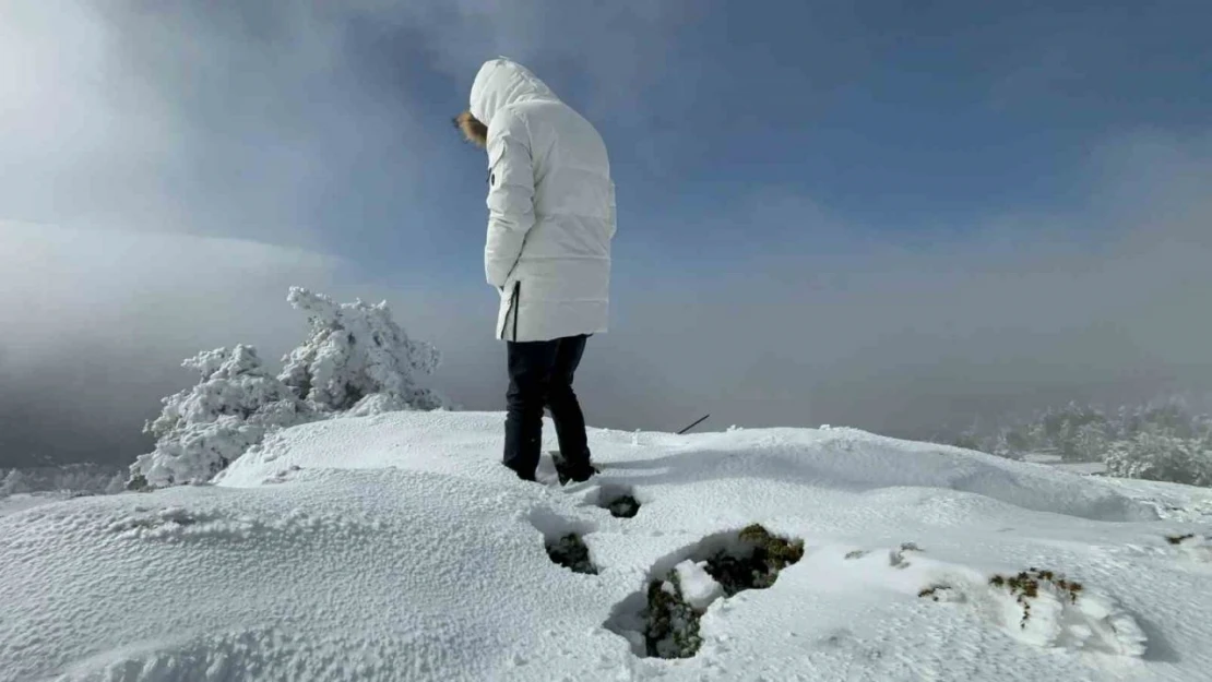 Bolu'daki Kar Kalınlığı 15 Santimetreye Ulaştı