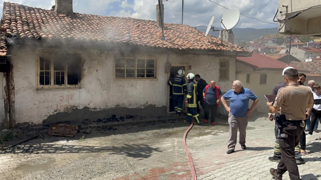 Boş Evde Çıkan Yangın Korkuttu