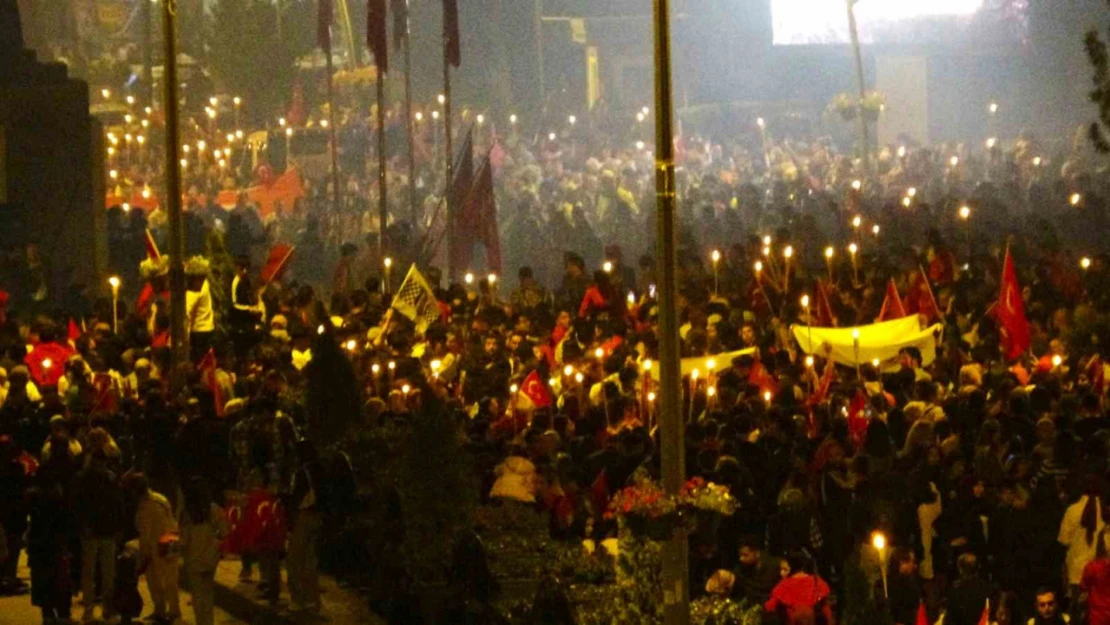 Çankırı'da geniş katılımlı Cumhuriyet yürüyüşü