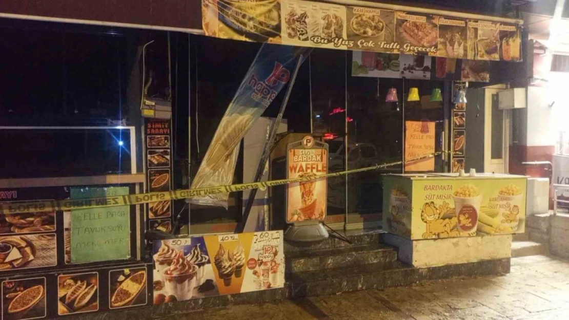 Çaycuma'da İşyerinde Çıkan Yangın Korkuttu