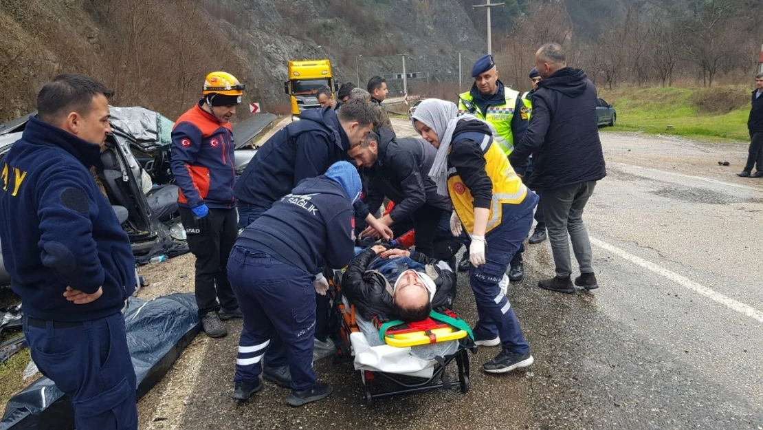 Cenaze İçin Çıktıkları Yolda Hayatlarını Kaybettiler